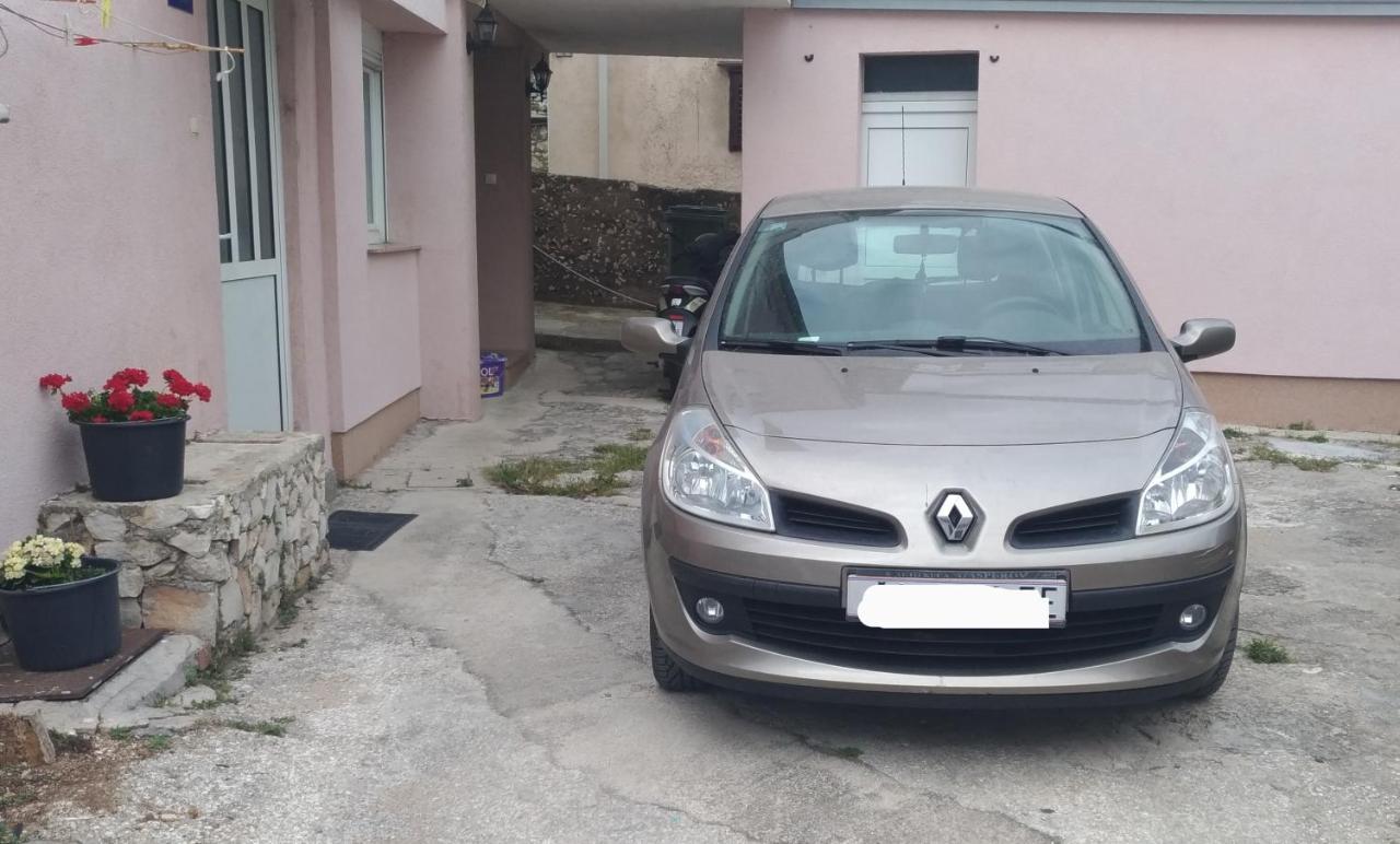 Ivana Sibenik Bagian luar foto