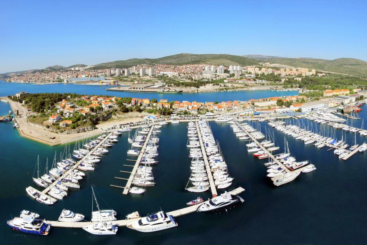 Ivana Sibenik Bagian luar foto